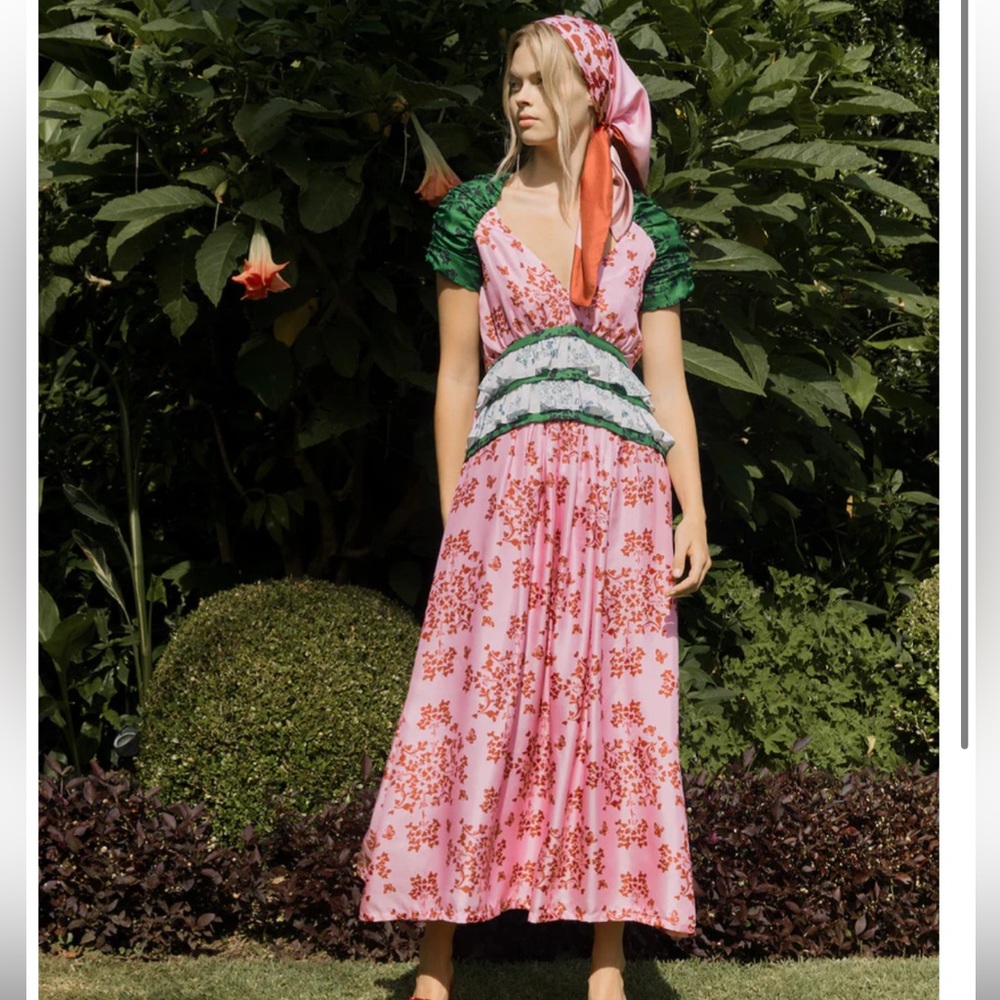 Macgraw Tilda Dress in Porcelain Print - Picture 11 of 11
